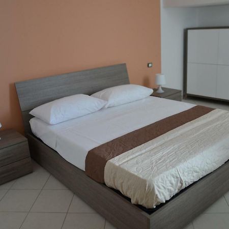 Casa Vacanze Cristoforo Colombo Apartment Lido Conchiglia Luaran gambar
